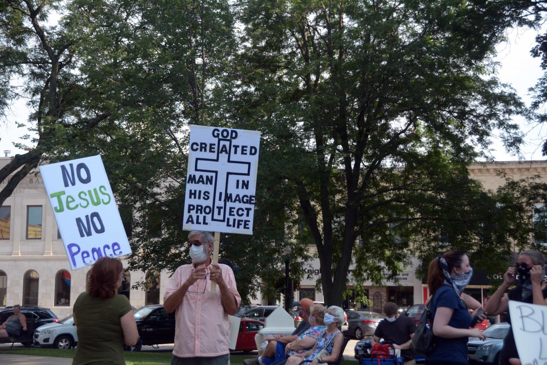 Black Lives Matter protesters educate, march in downtown Baraboo